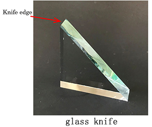 Glass knife-1.jpg